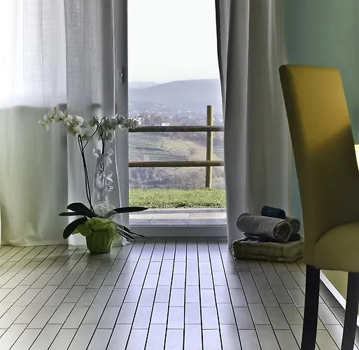 Calligaris Bed & Breakfast Dobrovo